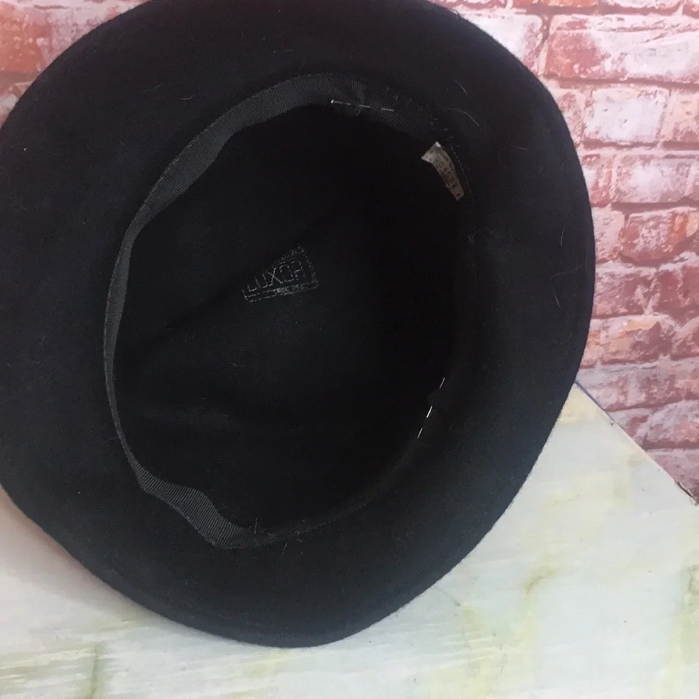 Vintage Luxor MCM Black Wool Felt Cloche Hat with Bow